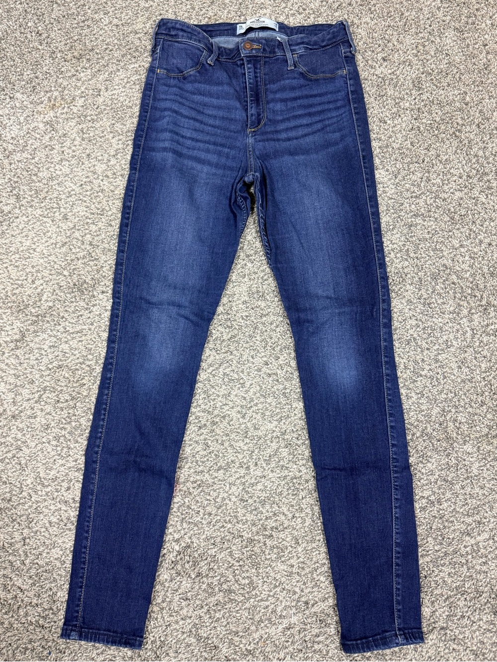 Hollister -  Dark Blue Skinny Jeans